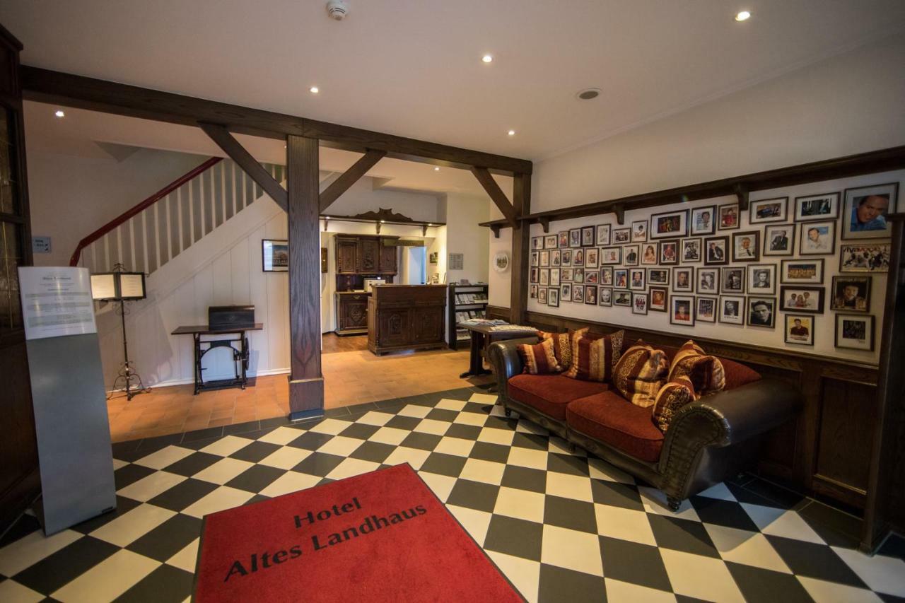 Altes Landhaus ลิงเงน ภายนอก รูปภาพ